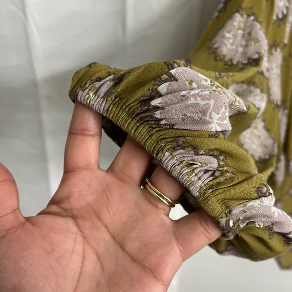 Free People Cowling around Cowl neck long balloon sleeve blouse - Picture 3 of 10